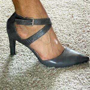 Franco Sarto Women’s Size 9 High Heel shoes